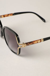 Leopard Frame Detailed Square Shape Sunglass