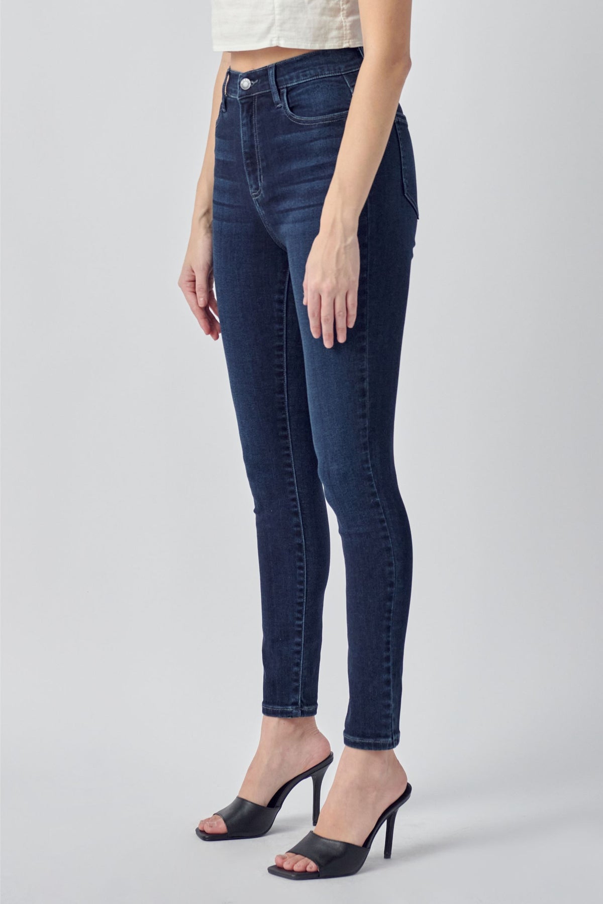 Hi-rise Skinny Jeans