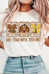 Crayon pencil apple turkey tee